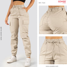 Cargar imagen en el visor de la galería, Pantalón Mom Jeans Cargo Tiro Alto S7524