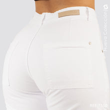 Cargar imagen en el visor de la galería, Jeans Mom Fit  Cargo Tiro Alto S7550