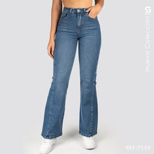 Cargar imagen en el visor de la galería, Jeans Mom Flare Tiro Alto S7559