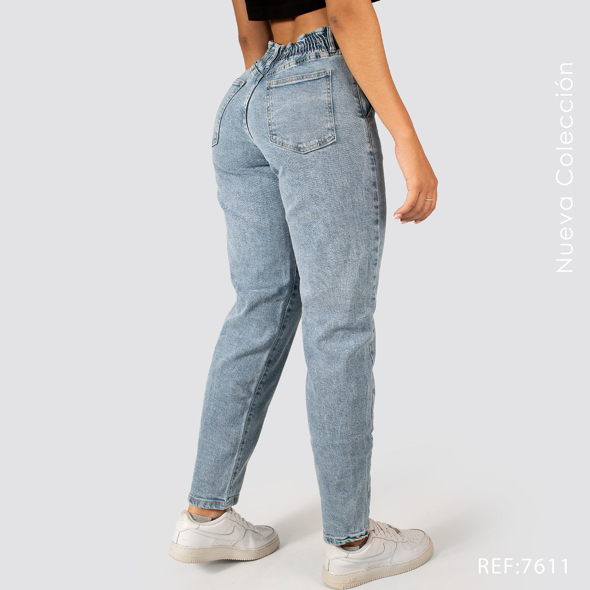 Jeans Mom Fit Tiro Alto Pretina Resortada 7611