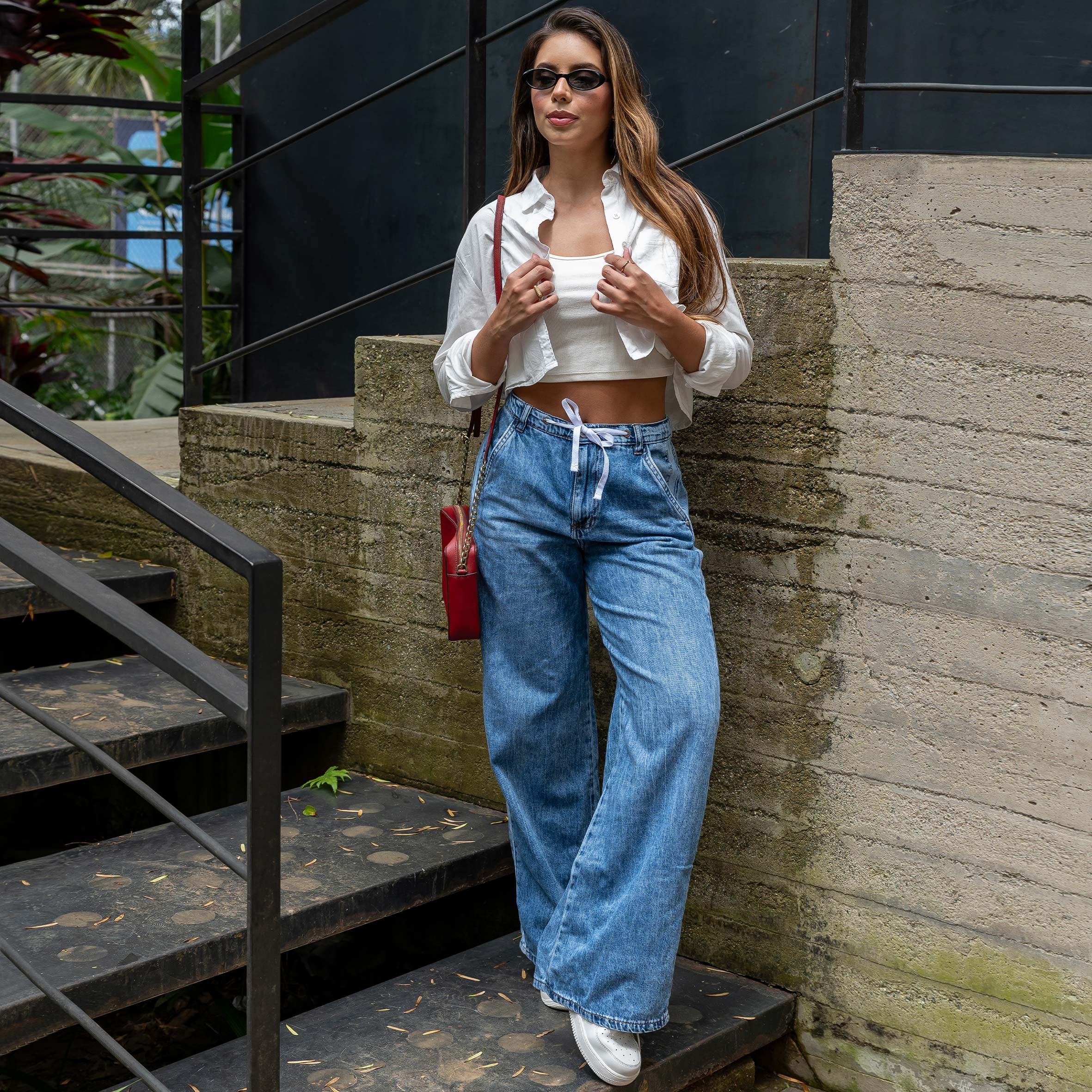 Jeans Mom Flare Rigido Tiro Alto S7584